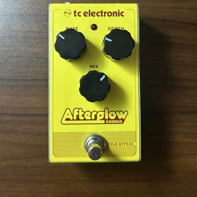 TC Electronic Afterglow Chorus 2017 - Present - Yellow image 1