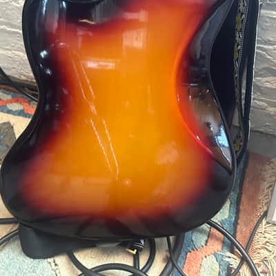 Fender Limited Edition Vintera II Road Worn '50s Jazzmaster 2025 3-Color Sunburst image 7