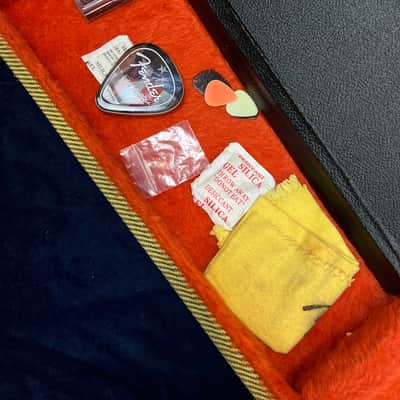 Fender '52 Reissue Telecaster 1994 in Butterscotch Blonde Black Guard in Case image 13