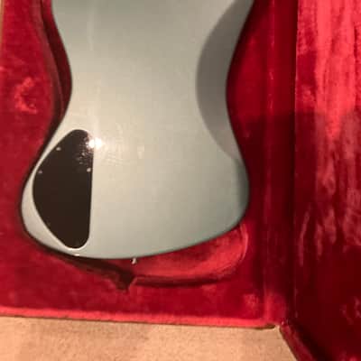 Gibson Non-Reverse Thunderbird 2021 - Present - Faded Pelham image 2