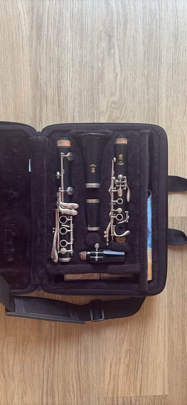 Yamaha YCL-255 Standard Bb Clarinet 2010s - Black image 1