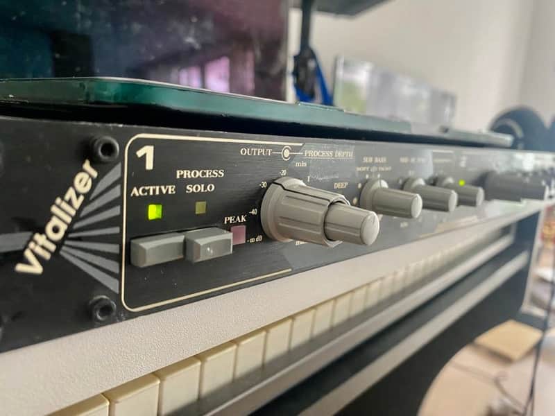 SPL Vitalizer Model SX2 Psychoacoustic Equalizer image 1