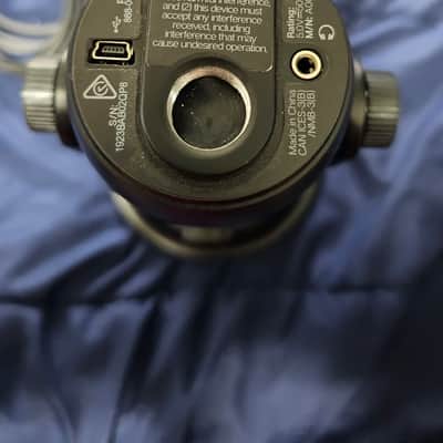 Microphone with free Sennheiser HD206 headphones +  InnoGear Mic stand image 8