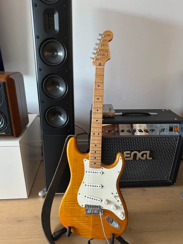 Fender Custom Shop Custom Deluxe Stratocaster 2013 image 1