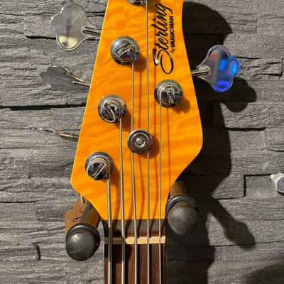 Sterling StingRay Ray 35 image 3