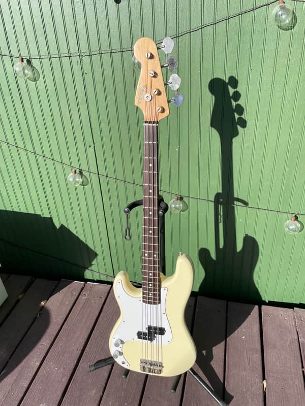 Fender Japan PB-331 Bass E-serial Left-Handed 1984 Vintage White image 1