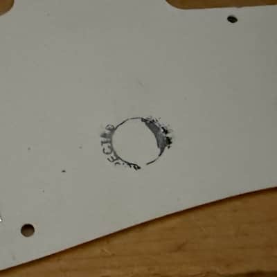 Vintage Pickguard for Fender HH Mustang - Aged White image 3