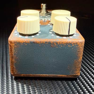 KarDian  CH-13 Overdrive-Distortion, OPEN BOX,  Chloroform, Sound Transplant Custom Build Series , 2024, Black-Brown-White Graphics image 8