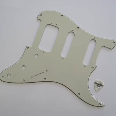 Fender American Deluxe HSS Stratocaster Pickguard Mint Green 0054021049 image 3