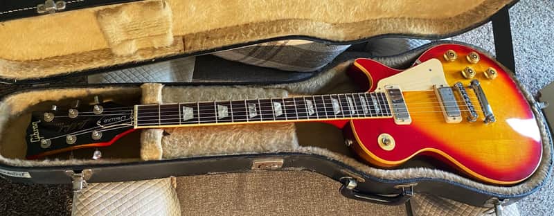 Gibson Les Paul Deluxe 1981 W/ Case Excellent!