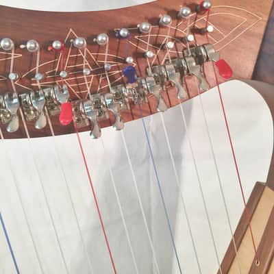 Roosebeck Heather Harp 22 Strings Chelby Tuning Levers Knotwork Design Discounted! image 7