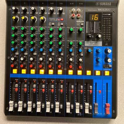 Yamaha MG12XU 12-Channel Analog Mixer 2016 - Present - Black image 1