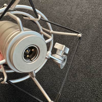 RODE NT1000 Cardioid Condenser Microphone - Nickel image 3