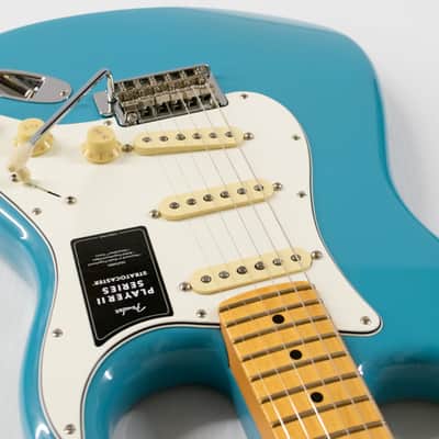 Fender Player II Stratocaster Electric Guitar - Aquatone Blue with Maple Fingerboard image 5