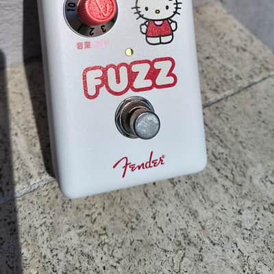 Fender Hello Kitty Fuzz - White Limited Edition image 1