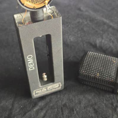 Immagine Two JZ BH-1 Black Hole Multi-Pattern Large-Diaphragm Condenser - 5