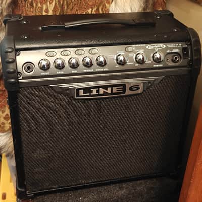 Line 6 Spider III 15-Watt 1x8" Solid-State Guitar Amplifier 2006 - 2009 - Black image 2