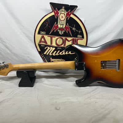 Fender Road Worn '60s Stratocaster Strat Electric Guitar - 3-Color Sunburst image 8