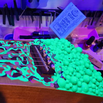 Martin Backpacker Glow In-The-Dark "Swamp Gas" Edition imagen 3