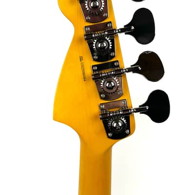 Fender American Professional Classic Mustang Bass 2025 - Sherwood Green Metallic image 6