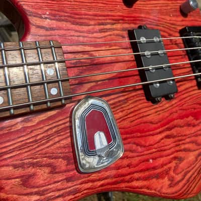 Washburn XB-900 - Red image 12