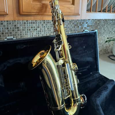 ALTO SAXOPHONE Yamaha YAS - 23 Yellow Brass wi/Nickel-Plated Keys image 2