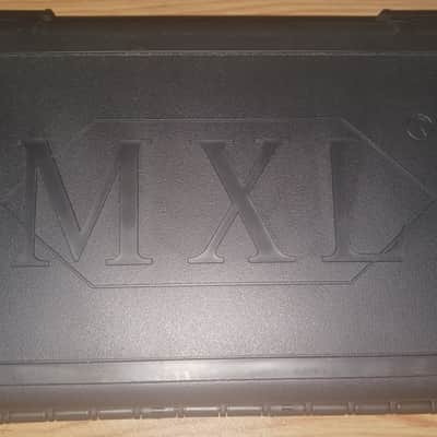 MXL 2006 Condenser Microphone with Mount and Case image 4