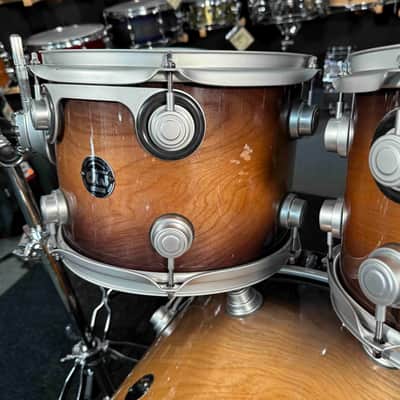 ~LIMITED EDITION!~ DW Timeless Timber 30th Anniversary Lake Superior Birch 6-Piece 8/10/12/14/16/22 Drum Kit Set in Purple Burst Lacquer & Satin Chrome Hardware with SKB Soft-Shell Bags image 11