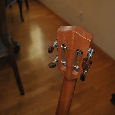 Pono Bnc4-4 baritone ukulele/tenor guitar w/hsc image 5
