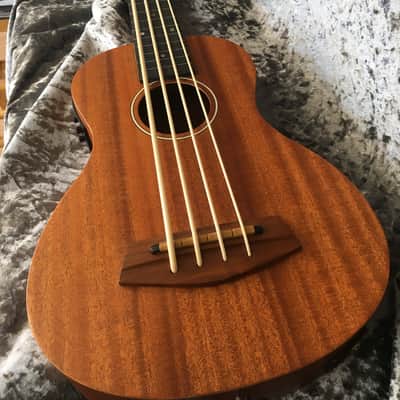 Ashbury Bass Ukulele GR35060 imagen 2