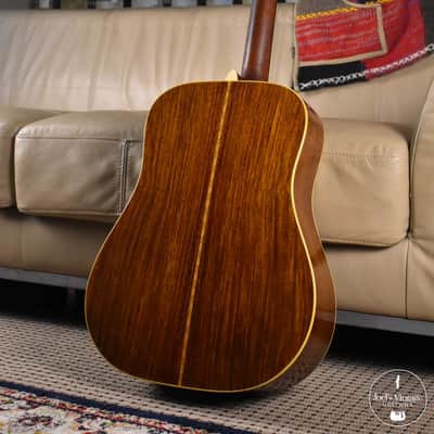 Martin D-28 1971 Natural image 5