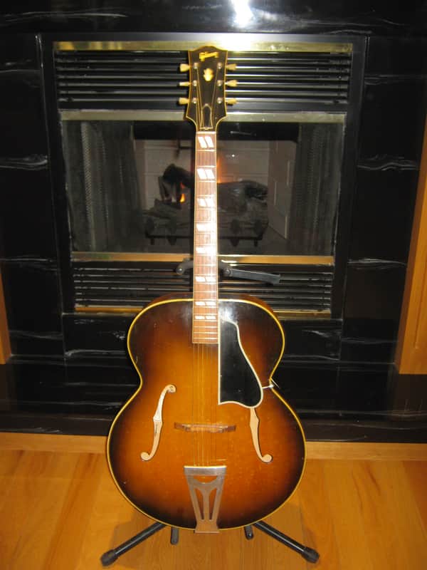 Gibson Super 300 1951 Sunburst - Extremely Rare - One of 200 Ever Built image 1