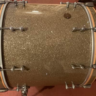 Gretsch 22” new classic vintage glass nitron bass drum image 3