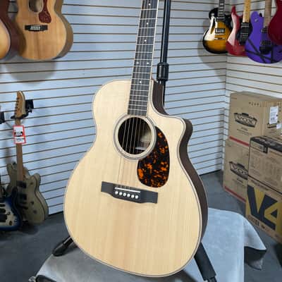 Larrivee VM-40 Acoustic Guitar - Natural w/OHSC & PLEK*D #055 image 6