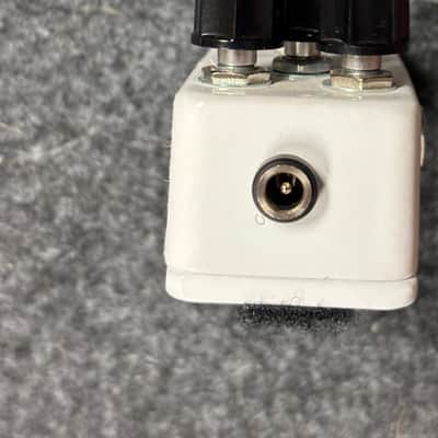 JHS Whitey Tighty Compressor - White COMP Pedal image 5