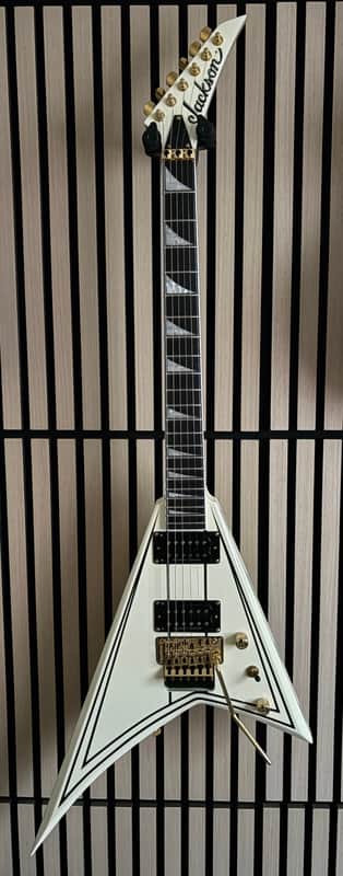 Jackson Pro Series RR3 Rhoads 2016 - Present - Ivory with Black Pinstripes image 1