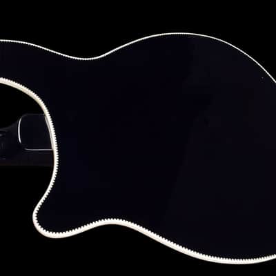 Rickenbacker 4005V - Jetglo image 6