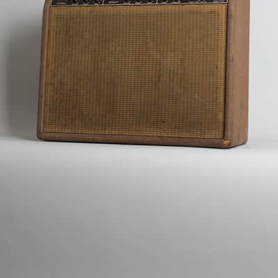 Fender  Vibrolux 6G11A Tube Amplifier (1961), ser. #00624. image 3