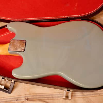 Fender Musicmaster Bass 1975 - Blue image 11
