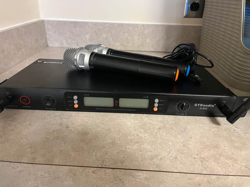 GTD Audio G-622 Wireless Microphone image 1