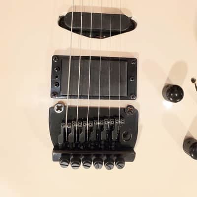 Ultra Rare Vester Stage Series Made In Korea: Ebony Board, FR Trem, Split Coil  MIK image 5