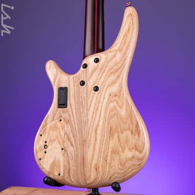 Ibanez Custom Shop Visions SR 5-String Bass Natural Bastogne Walnut image 10