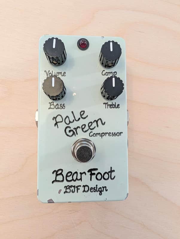 ギター BearFoot Pale Green Compressor Bearfoot FX Pale Green Compressor | Reverb
