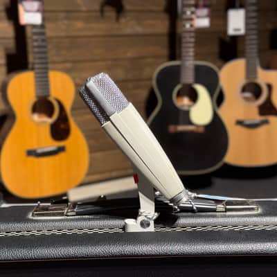 Sennheiser MD 421-N Cardioid Dynamic Microphone 1960s - 1980s - White image 2