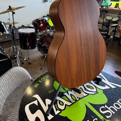 Martin Limited Edition 2002 Hawaiian Auditorium #51 of 500 W/Hardshell Case image 10
