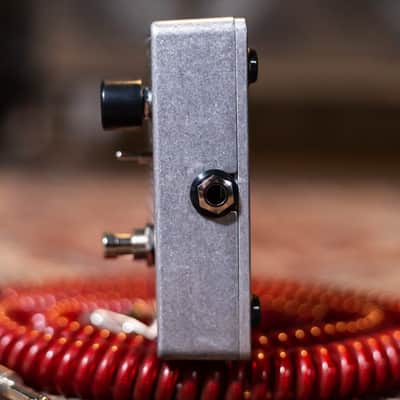 Electro-Harmonix Bass Preacher Bass Compressor/Sustainer Pedal image 2