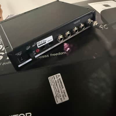 Shure PSM300 P3TR112GR 2018-2023 - Black image 8