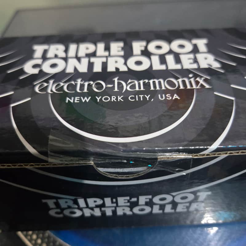 Electro-Harmonix Triple Foot Controller