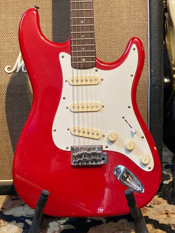 Lotus Doublecut Strat Syle Guitar MIK 1980s - Red image 1