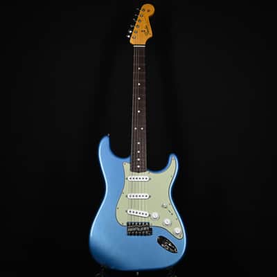 Fender Custom Shop NAMM 2025 Limited Edition 1965 Compound Radius Stratocaster Journeyman w/ Closet Classic Hardware- Aged Lake Placid Blue 2025 (CZ587172) image 2